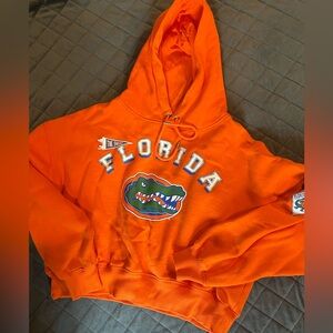 Cropped sweatshirt